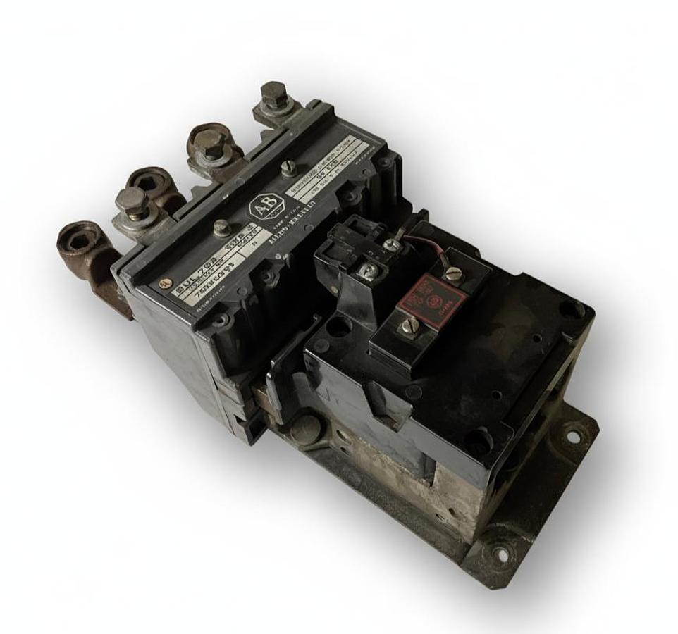 Used ALLEN BRADLEY 702-D0D93 SERIES K CONTACTOR INDUSTRIAL MOTOR CONTROL STARTER OEM