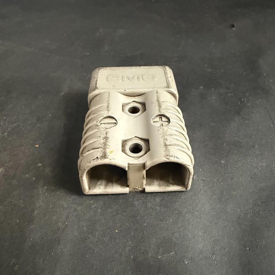 Used GMC 175A-600V CONNECTOR