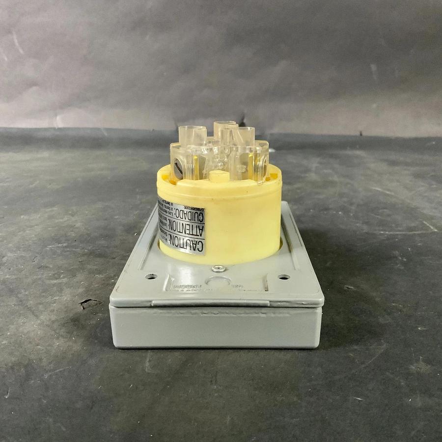 Used BRYANT 70630-MBWP LOCKING MALE BASE ($30 OBO)