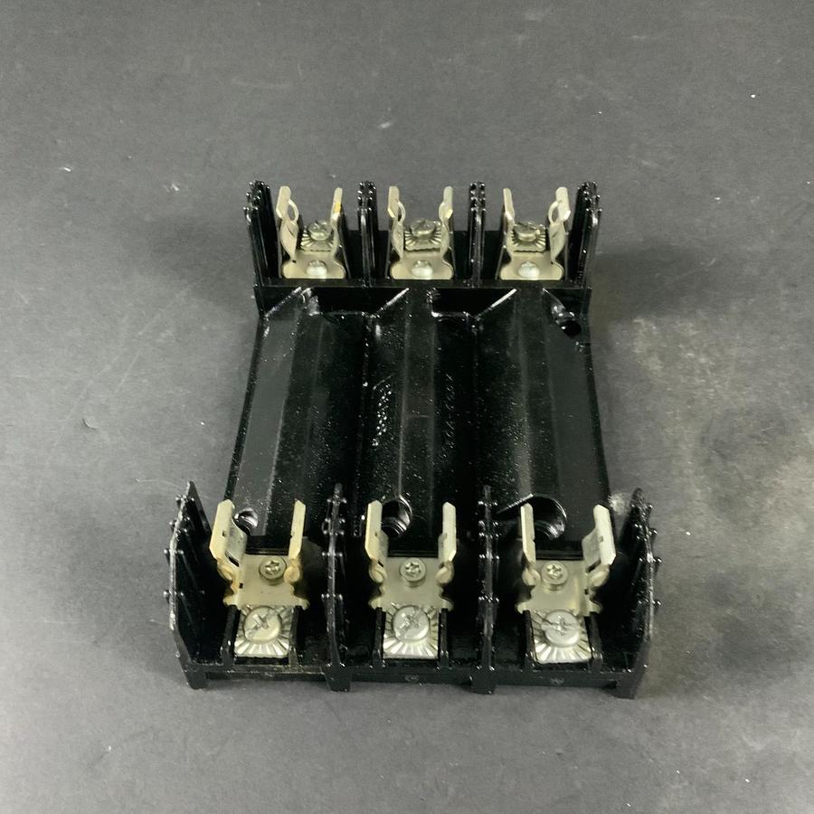 Used BUSSMANN R60030-3PR FUSE BLOCK ($13 OBO)