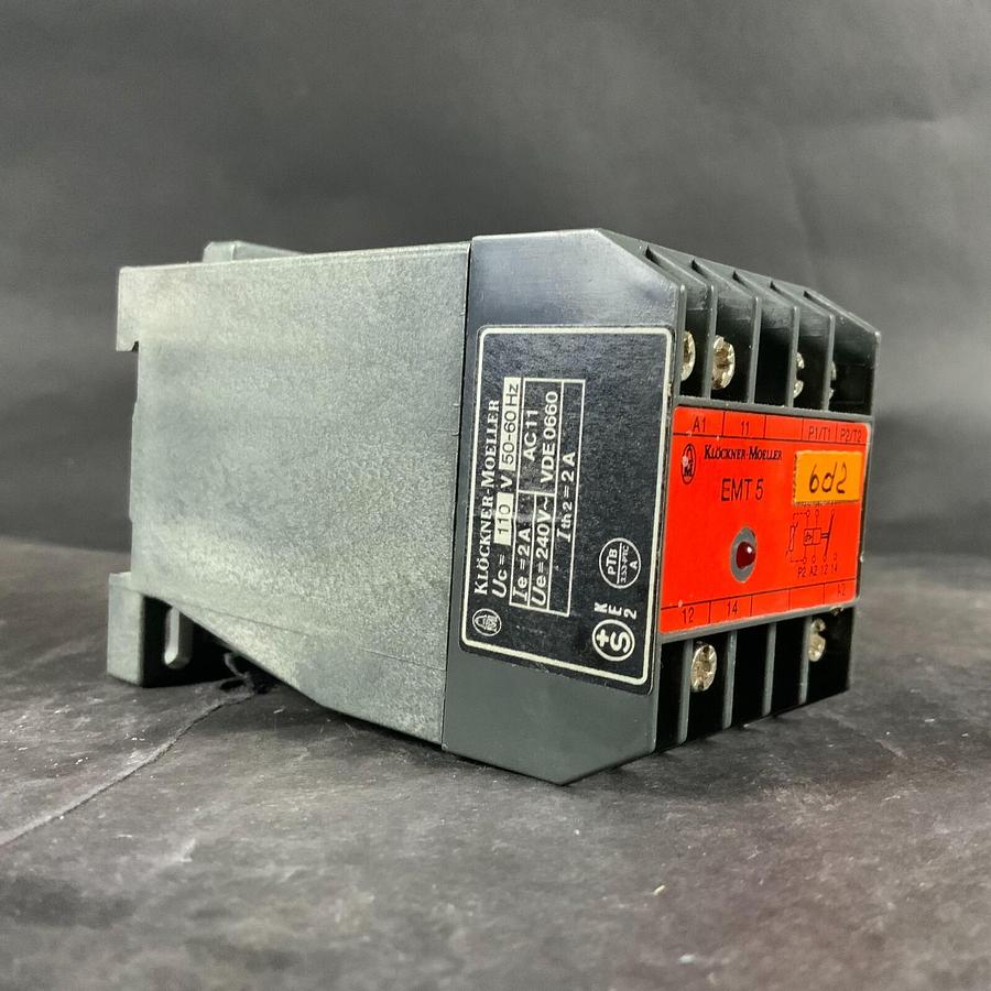 Used MOELLER EMT 5 OVERLOAD RELAY ($70 OBO)