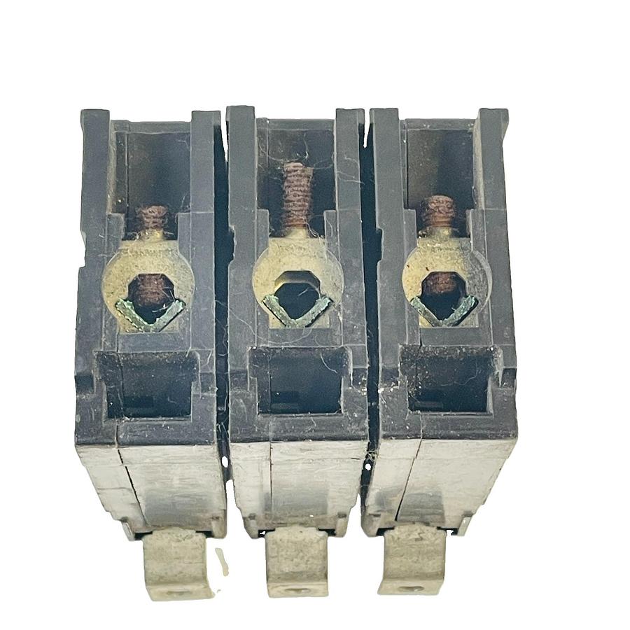 Used CUTLER-HAMMER BAB3030H TYPE BA 30A 3 POLE 240V BOLT-ON CIRCUIT BREAKER 10kA