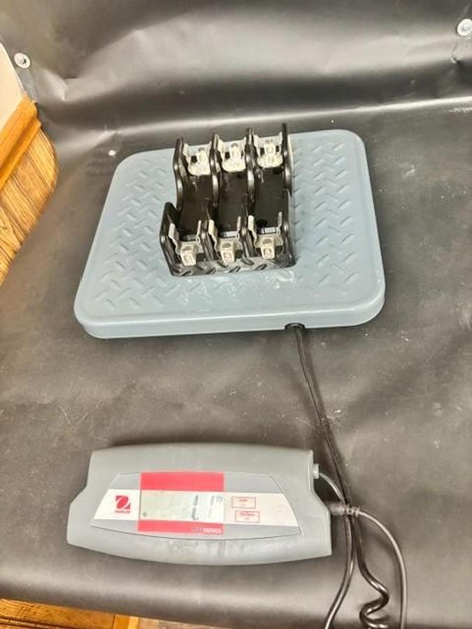 Used LITTELFUSE LH60060-3C FUSE HOLDER