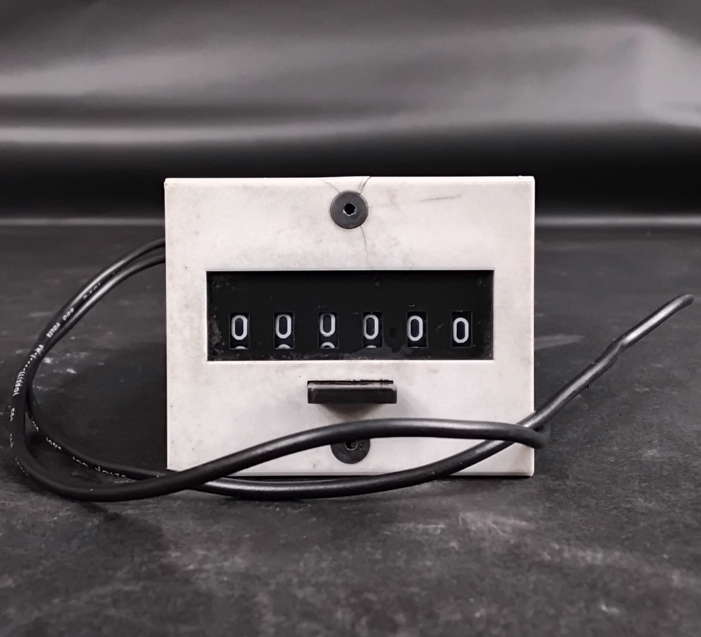 Used REDINGTON P2-4906 DIGITAL COUNTER  115 VAC ($18 OBO)