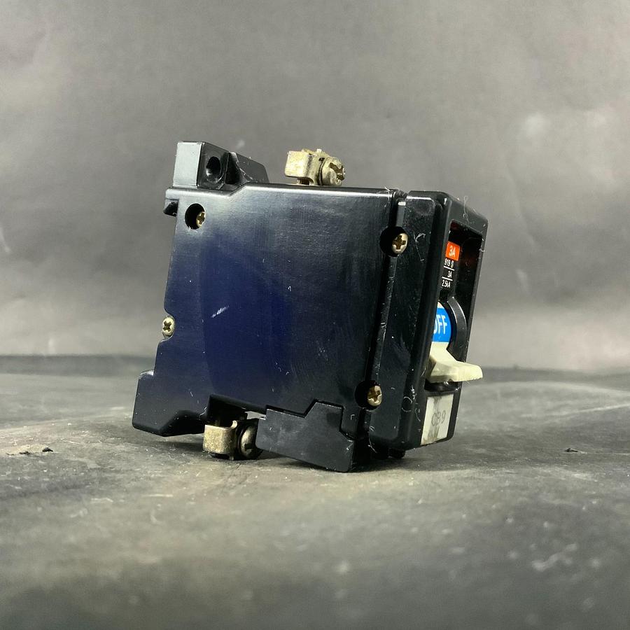 Used FUJI ELECTRIC CP31 3A CIRCUIT BREAKER ($8 OBO)