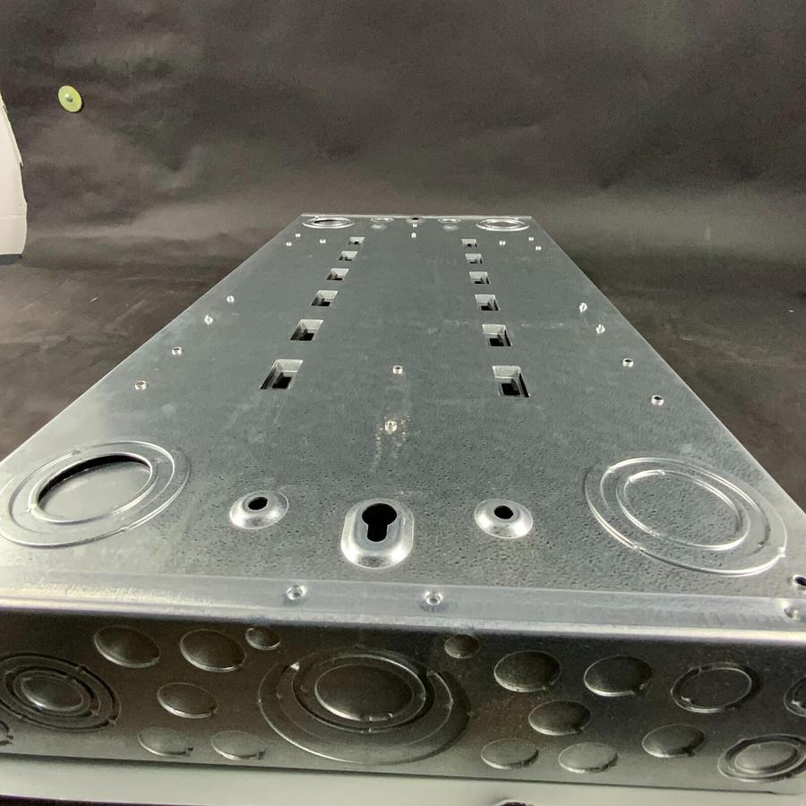 EATON BRP30L200G MAIN LUG LOAD CENTER ($125 OBO)
