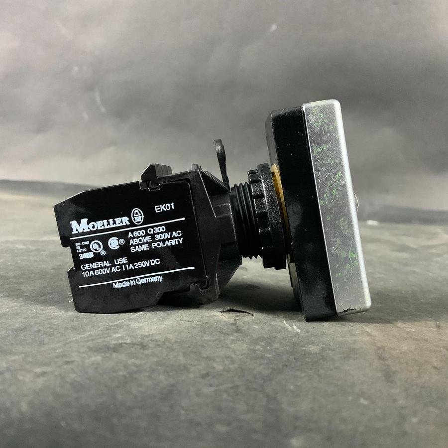 Used KLOCKNER MOELLER EK01 PUSHBUTTON ($12 OBO)