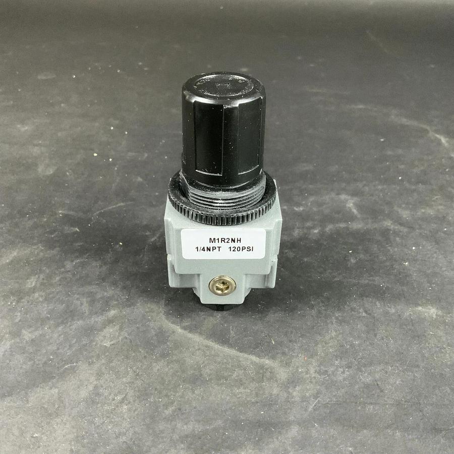 MARSH BELLOFRAM M1R2NH REGULATOR - NEW IN BOX ($35 OBO)