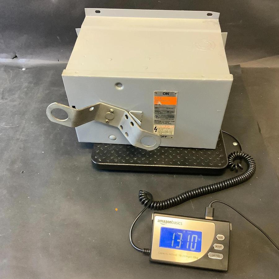 Used ITE SIEMENS BOSI4321 FUSIBLE BUSWAY PLUG SWITCH ($200 OBO)