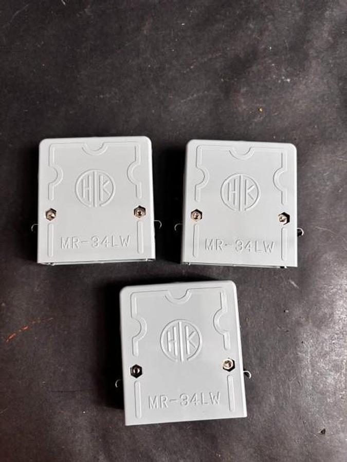 Used HONDA MR-34LW CABLE CONNECTOR HOUSING - GROUP OF 3 ($13 OBO)
