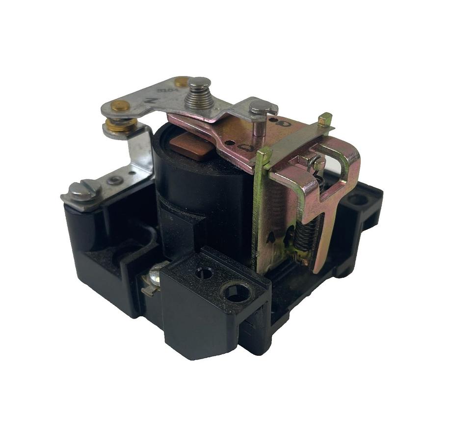 Used DAYTON 5X850A GENERAL PURPOSE POWER RELAY 120V 60HZ SPST-NO-DM 30A OEM