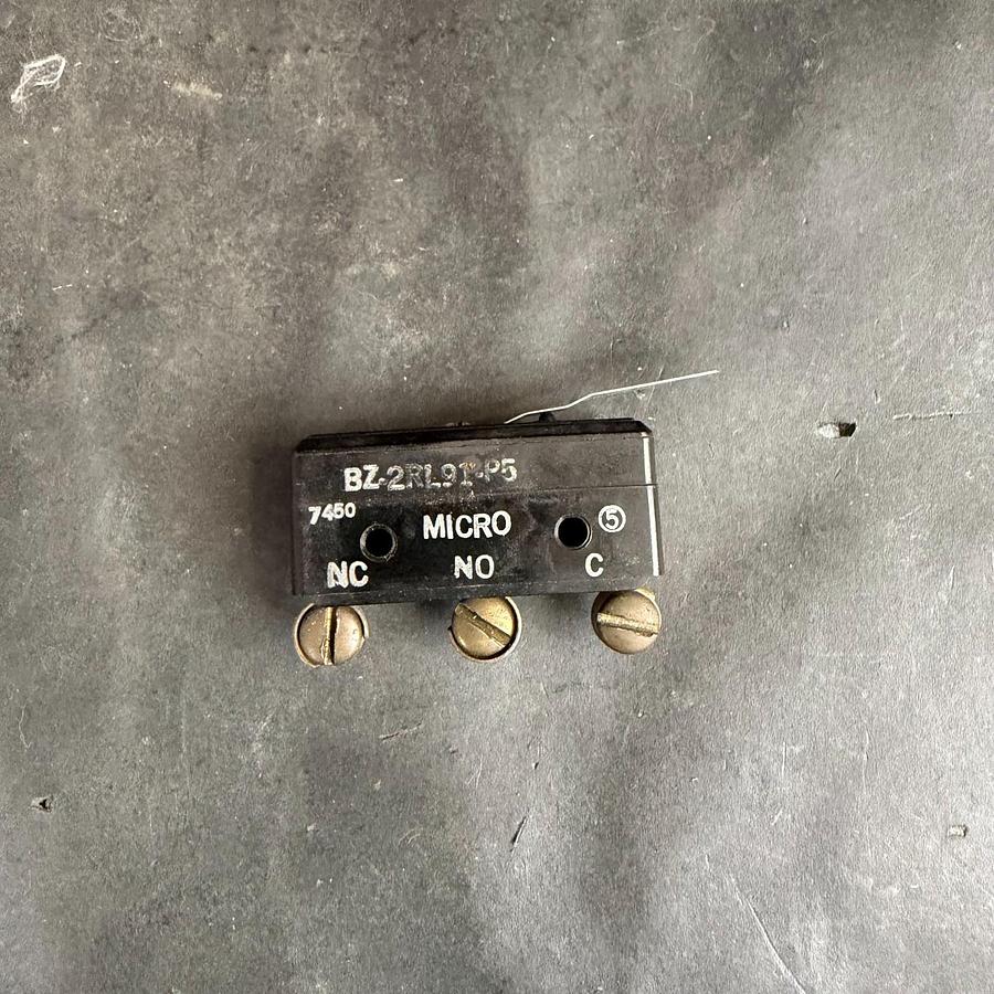Used HONEYWELL BZ-2RL91-P5 MICRO SWITCH