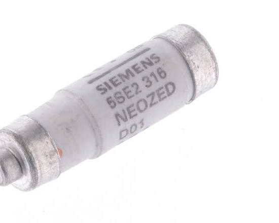 Refurbished LOT OF 7 SIEMENS 5SE2316 D01 FUSE LINKS 16A 400VAC 250VDC 50KA GG REFURBISHED