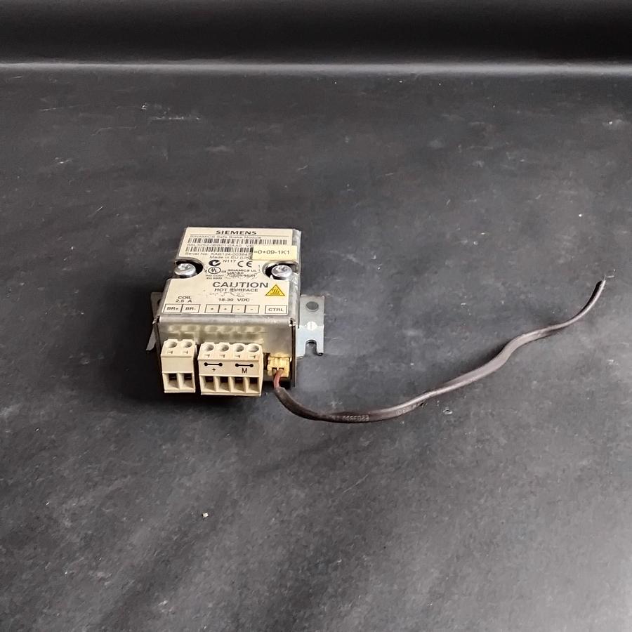 Used SIEMENS 6SL3252-0BB01-0AA0 SAFETY BRAKE RELAY ($35 OBO)