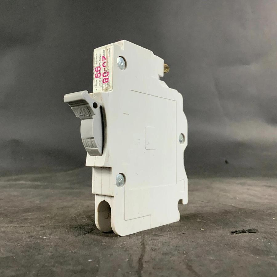 Used FEDERAL PIONEER LR12188 CIRCUIT BREAKER ($22 OBO)