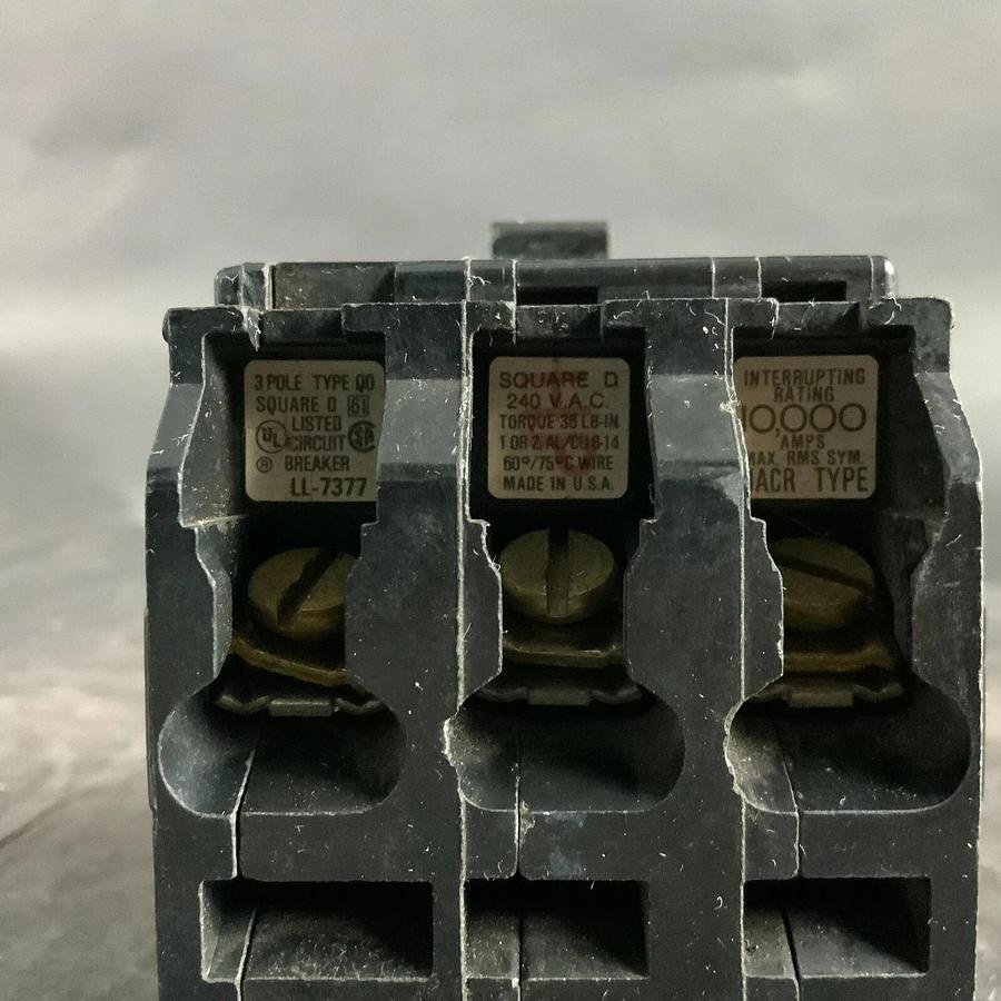Used SQUARE D LL-7337 CIRCUIT BREAKER ($70 OBO)