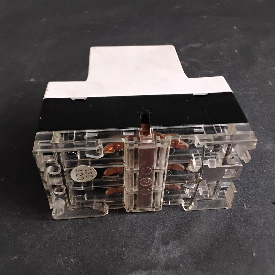 Used MOELLER PKZM1-1,6 MOTOR CIRCUIT BREAKER ($35 OBO)