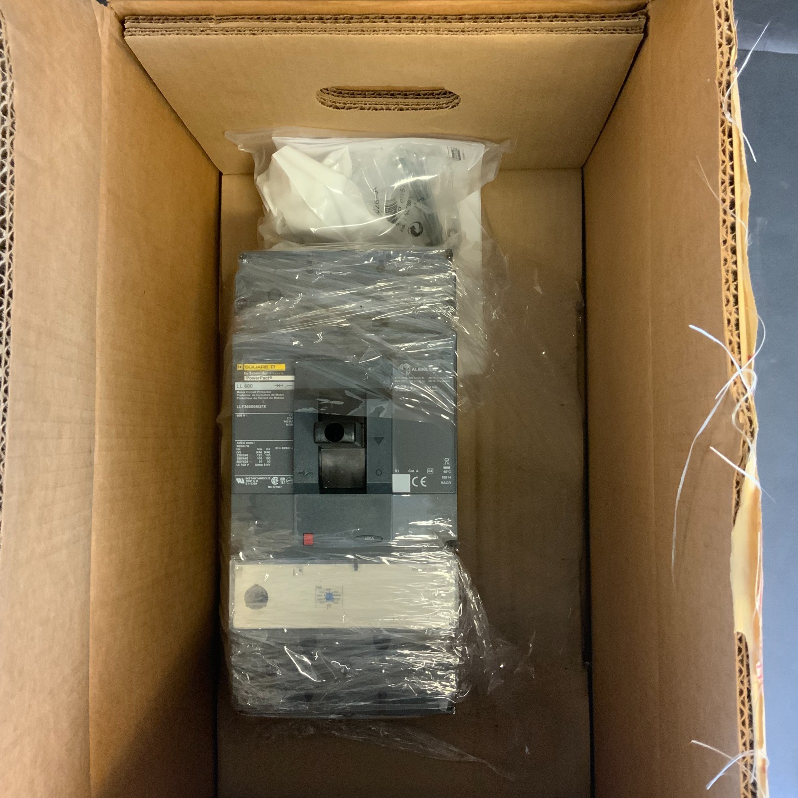 Used SQUARE D LLF36600M37X POWERPACT MOTOR CIRCUIT PROTECTOR ($14500 OBO)