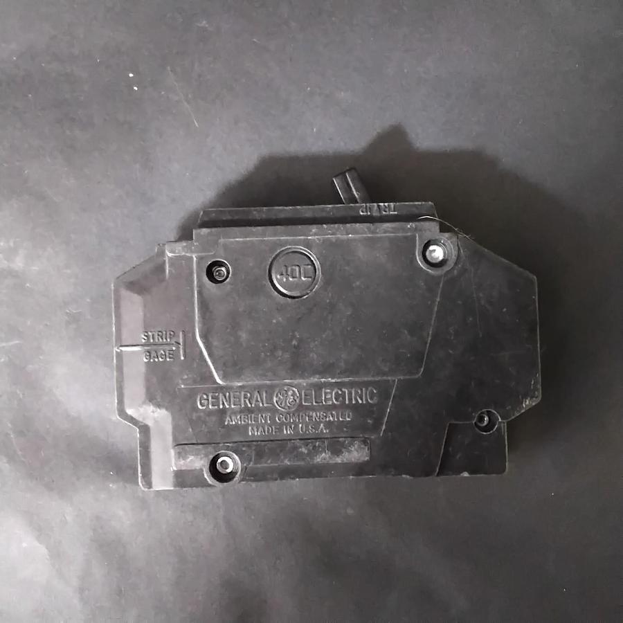 Used GENERAL ELECTRIC THQC1120 CIRCUIT BREAKER ($15 OBO)