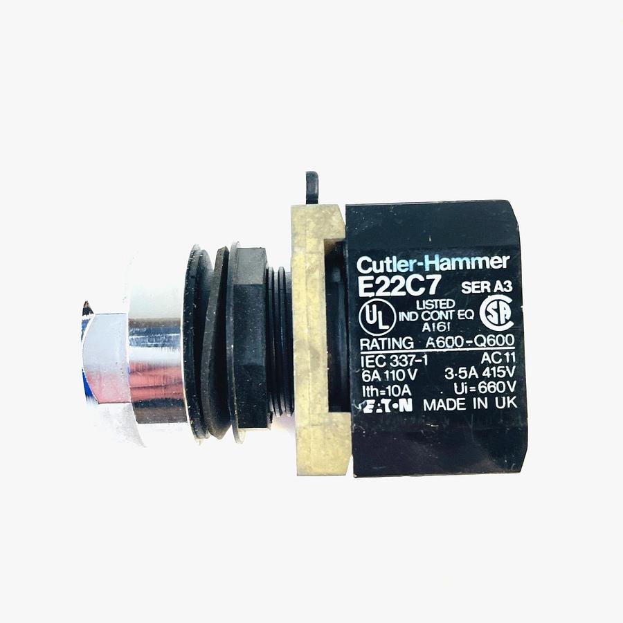 Used CUTLER HAMMER E22C7 SER A3 BLACK FLUSH PUSHBUTTON INDUSTRIAL CONTROL SWITCH