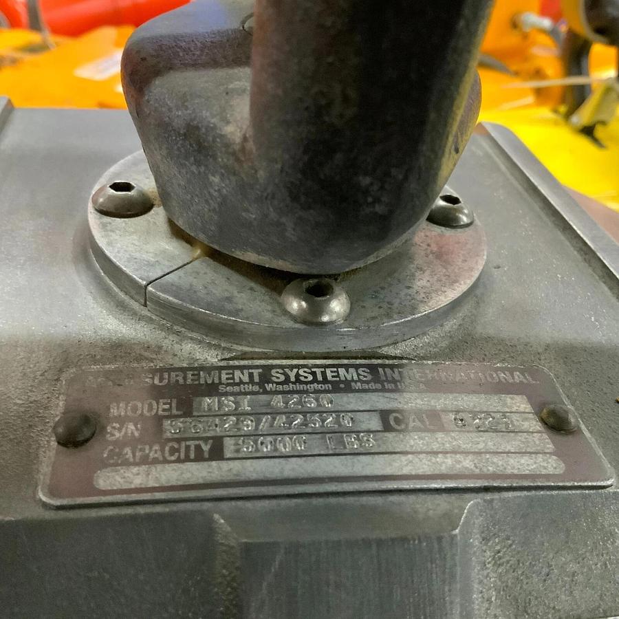 Used MSI-4260 PORT-A-WEIGH DIGITAL INDUSTRIAL SCALE - 5000 LB CAPACITY ($800 OBO)