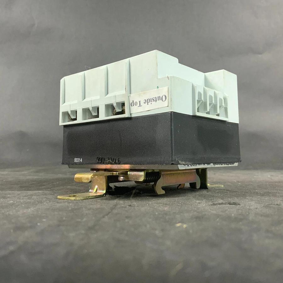 Used KLOCKNER MOELLER DILSM1V-K CONTACTOR ($135 OBO)