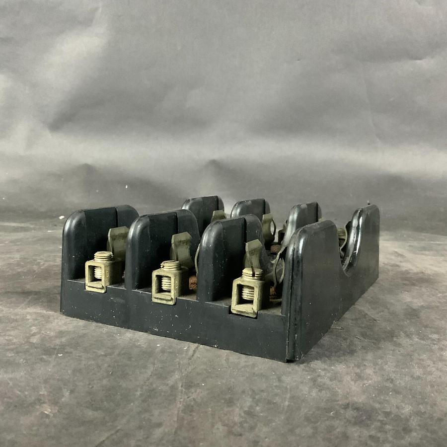 Used MARATHON 6F30-60A FUSE HOLDER ($20 OBO)
