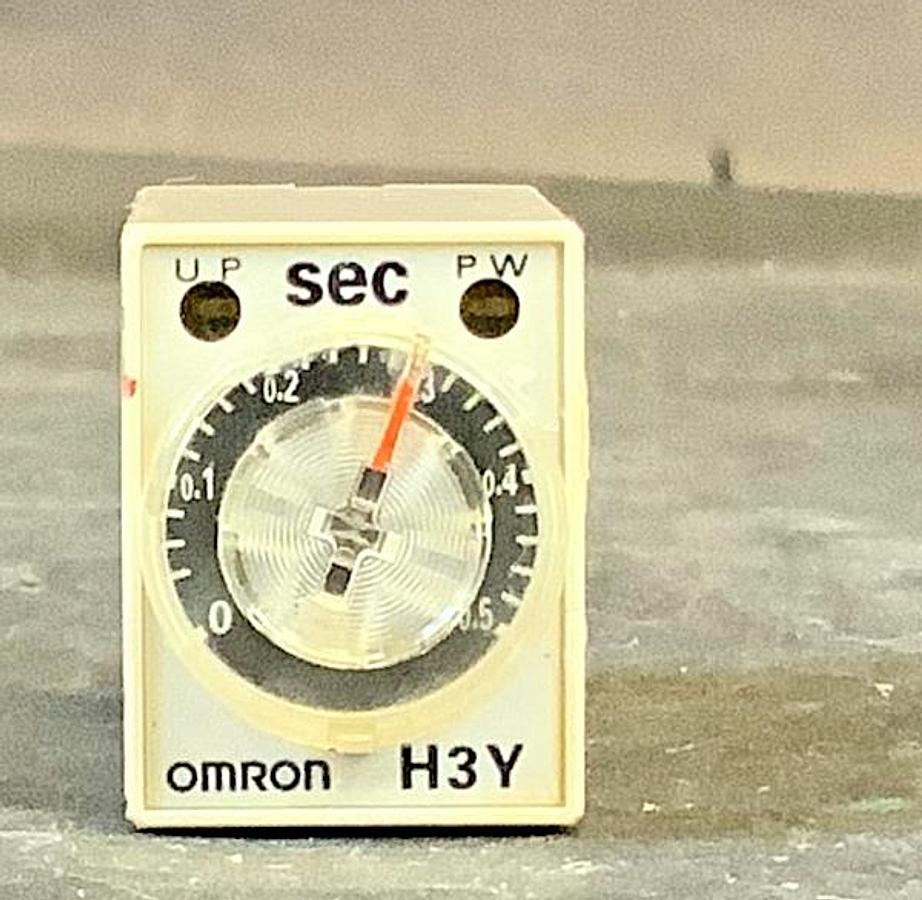 Used OMRON H3Y-4 DC24 30S ON DELAY($6 OBO)