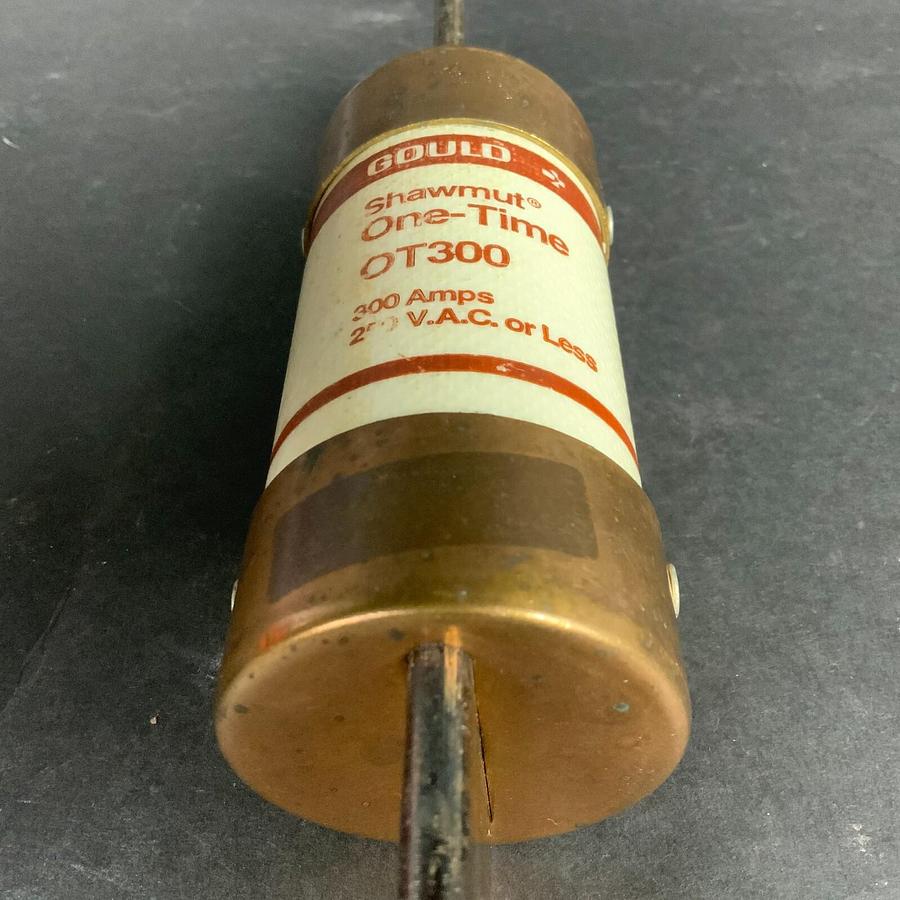 Used FERRAZ SHAWMUT OT300 FUSE ($15 OBO)