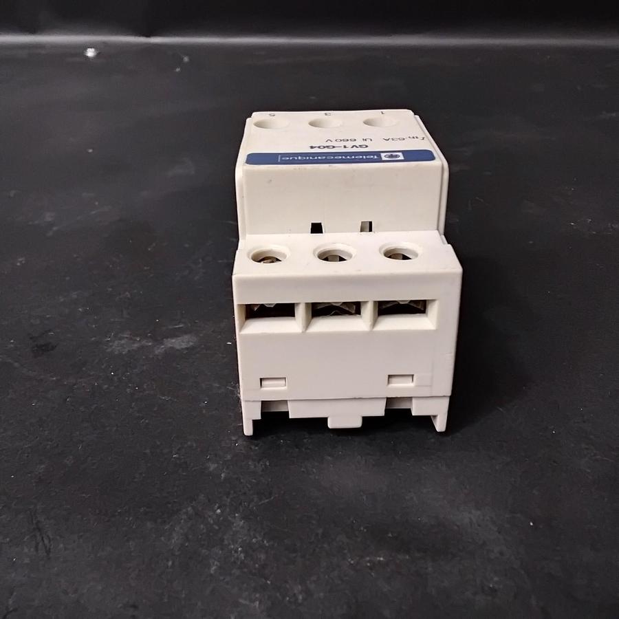 Used TELEMECANIQUE GV1-G04 TERMINAL CONTACT BLOCK ($15 OBO)