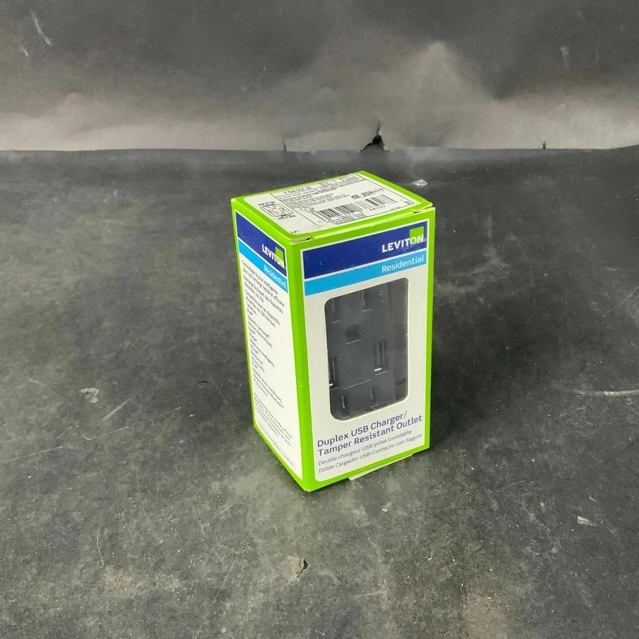 Used LEVITON T5632-E DUPLEX USB CHARGER OUTLET ($10 OBO)