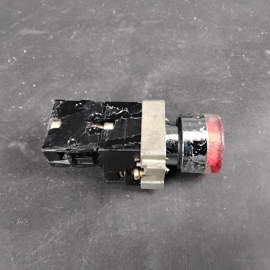 Used XB2-BW RED PUSHBUTTON SWITCH ($25 OBO)
