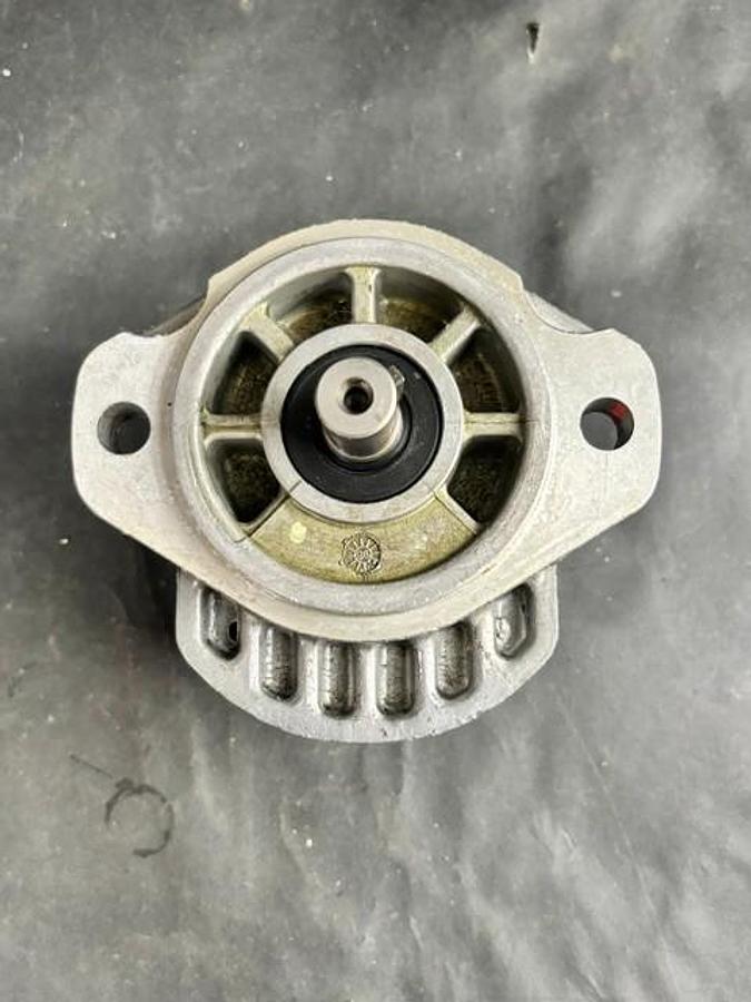 Used REXROTH S16S4AH26R HYDRAULIC PUMP