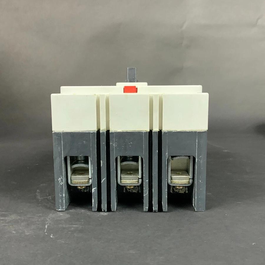 EATON FDC3050-NSB CIRCUIT BREAKER -BRAND NEW IN BOX- ($750 OBO)