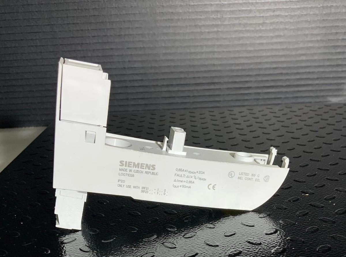 SIEMENS 3RF2920-0FA08 ($109.89/EACH OBO)