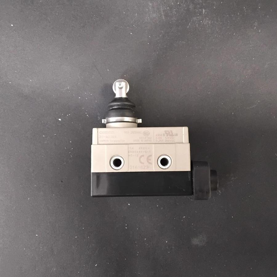 Used OMRON ZC-N2255 LIMIT SWITCH ($15.99 OBO)