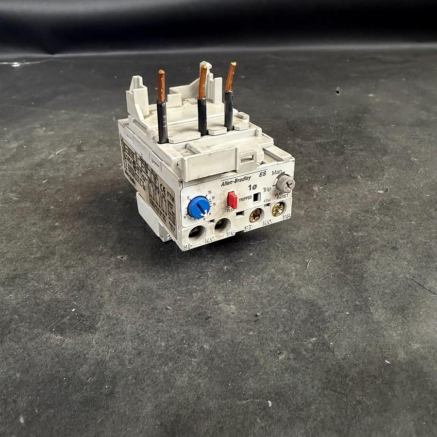 Used ALLEN BRADLEY 193-ES1BB 5-15 AMP OVERLOAD RELAY