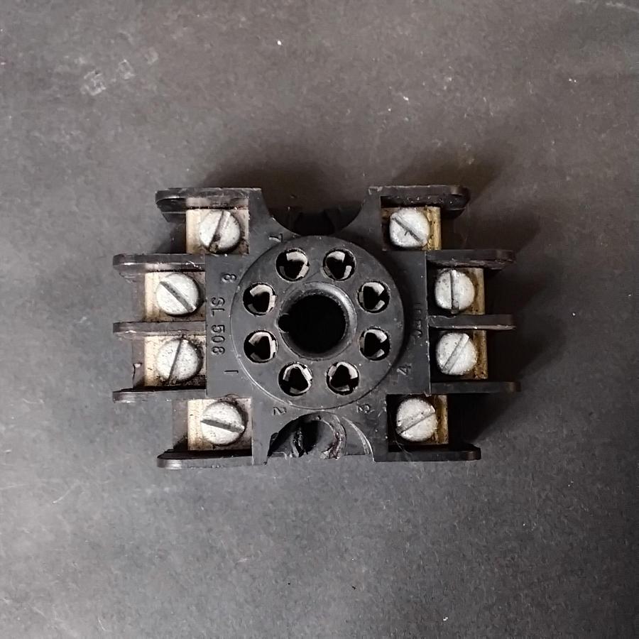 Used IDEC SL-508 RELAY BASE SOCKET ($2.95 OBO)