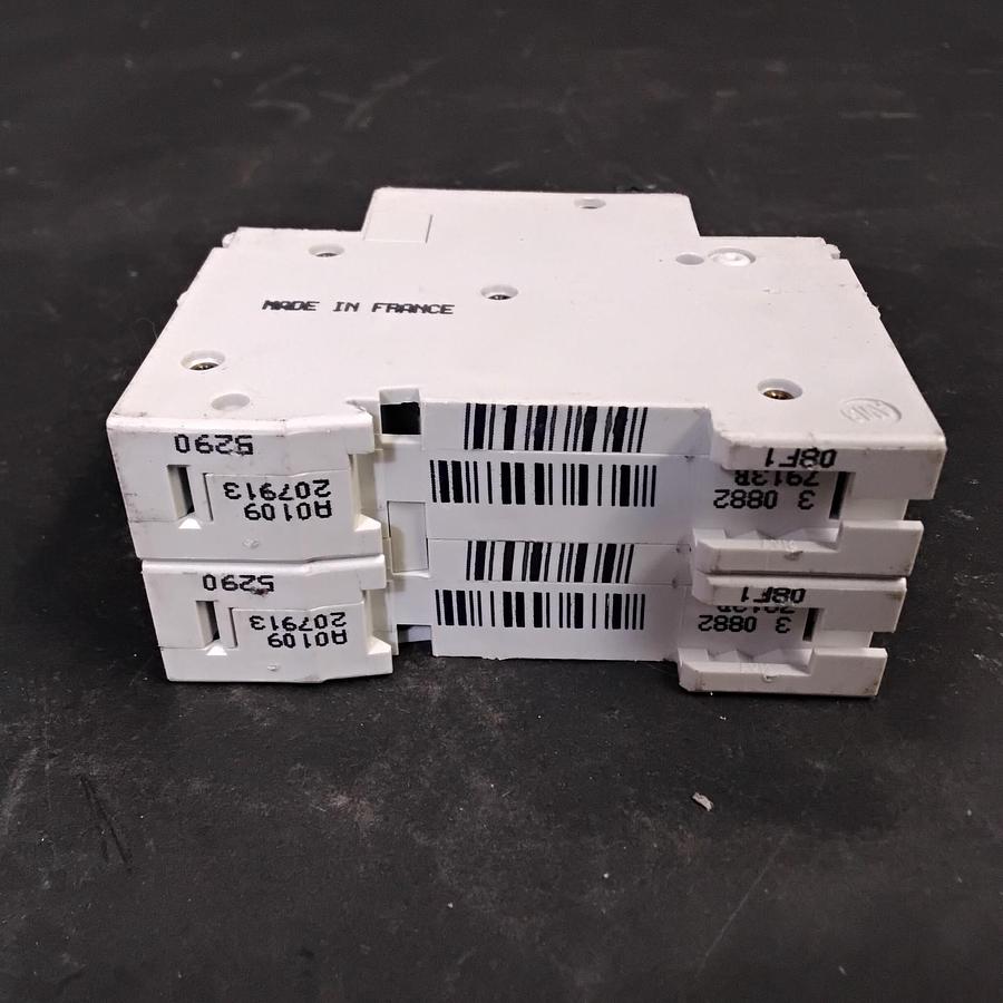 Used MERLIN GERIN MULTI 9 K60N C16 CIRCUIT BREAKER ($7 OBO)