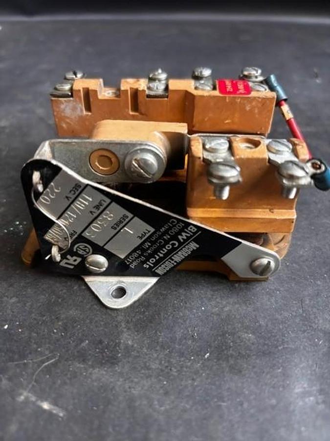 Used B/W CONTROLS 8306 CONTROL RELAY ($54 OBO)