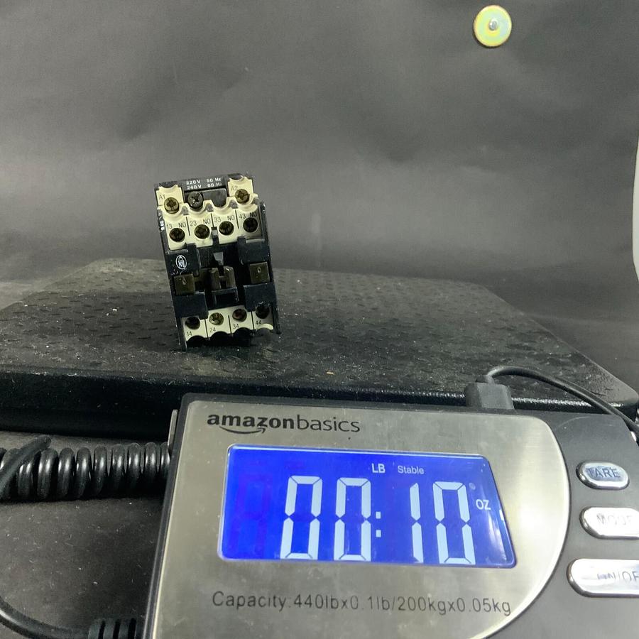 Used KLOCKNER MOELLER DILR40 CONTACTOR ($40 OBO)