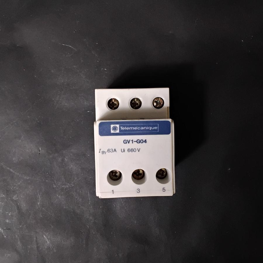 Used TELEMECANIQUE GV1-G04 TERMINAL CONTACT BLOCK ($15 OBO)