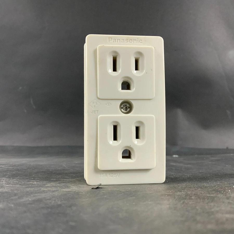 Used NATIONAL WK3004 AMP RECEPTACLE ($10 OBO)