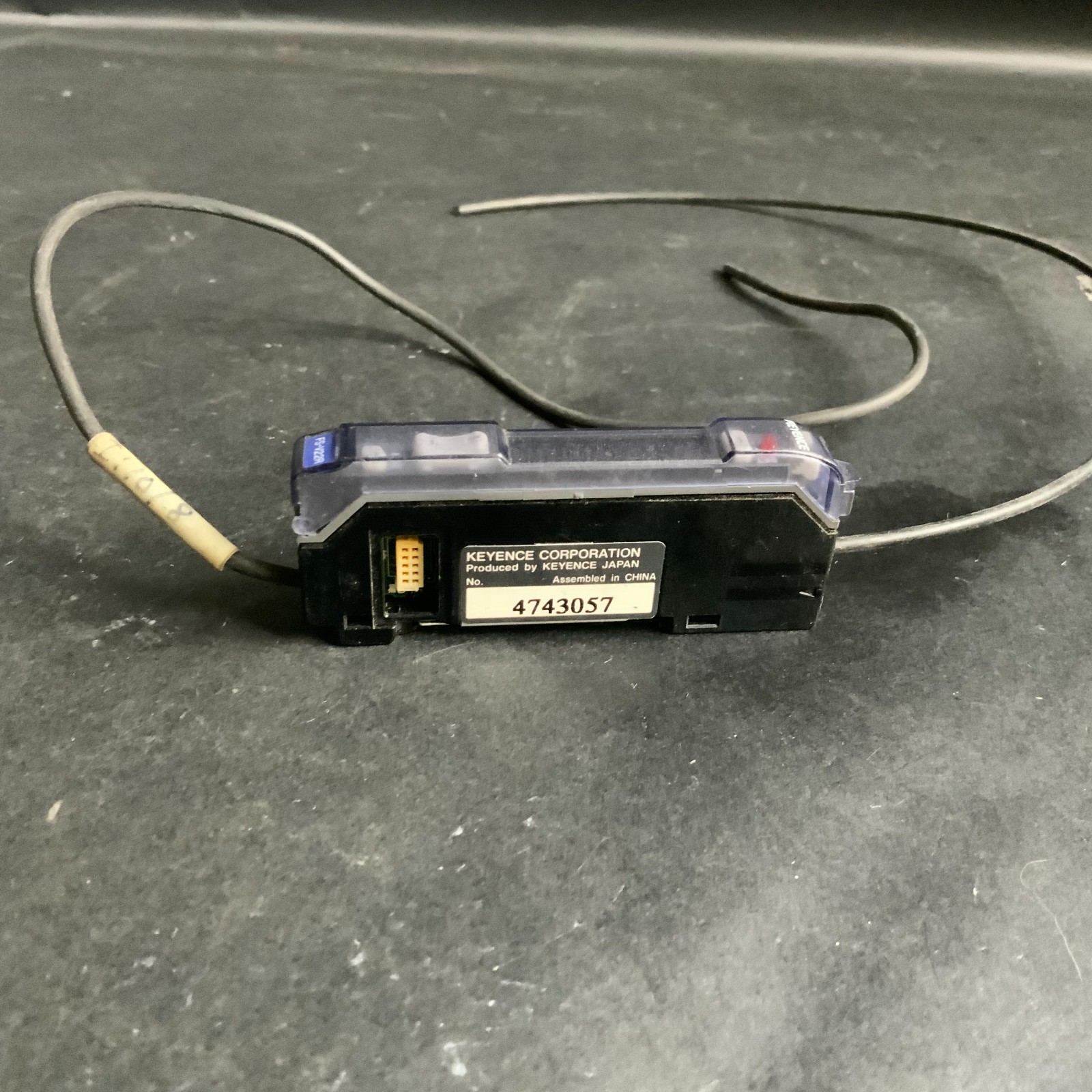 Used KEYENCE FS-V22R PHOTOELECTRIC AMPLIFIER ($25 OBO)