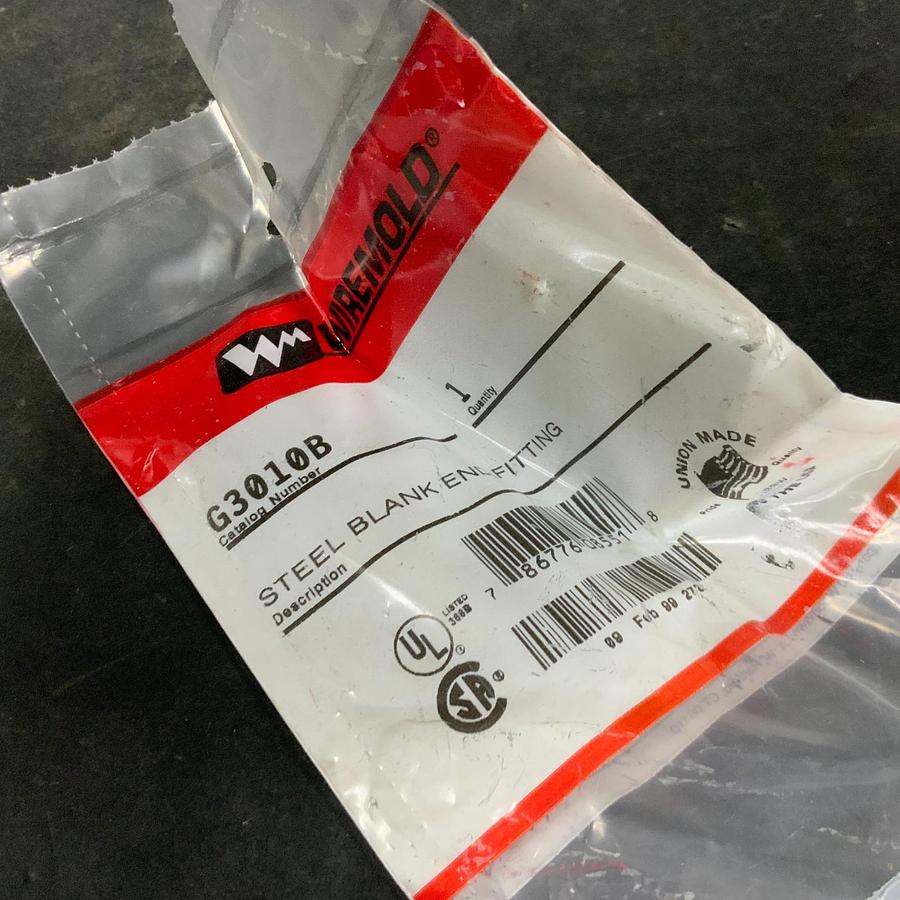 WIREMOLD G3010B BLANK END FITTING ($8 OBO)