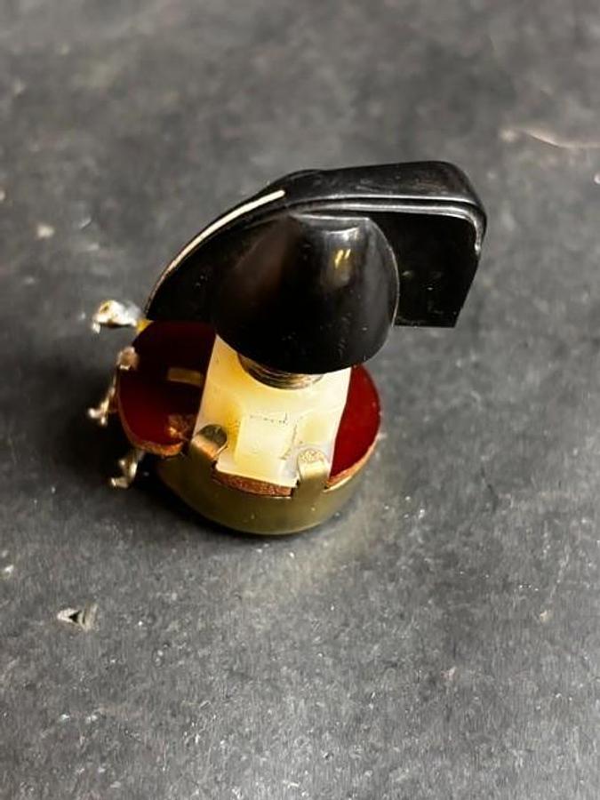 Used R1379636 POTENTIOMETER SWITCH ($4 OBO)