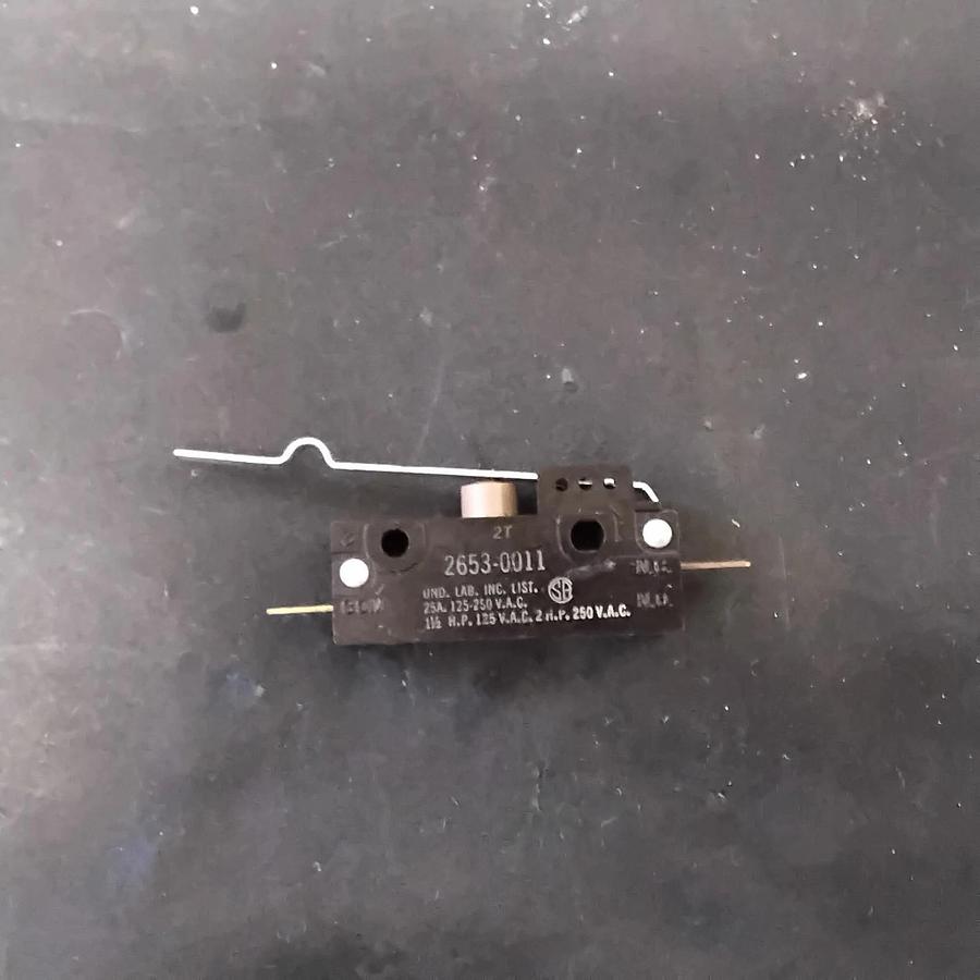 Used MCGILL 2653-0011 LIMIT/SNAP SWITCH ($7 OBO)