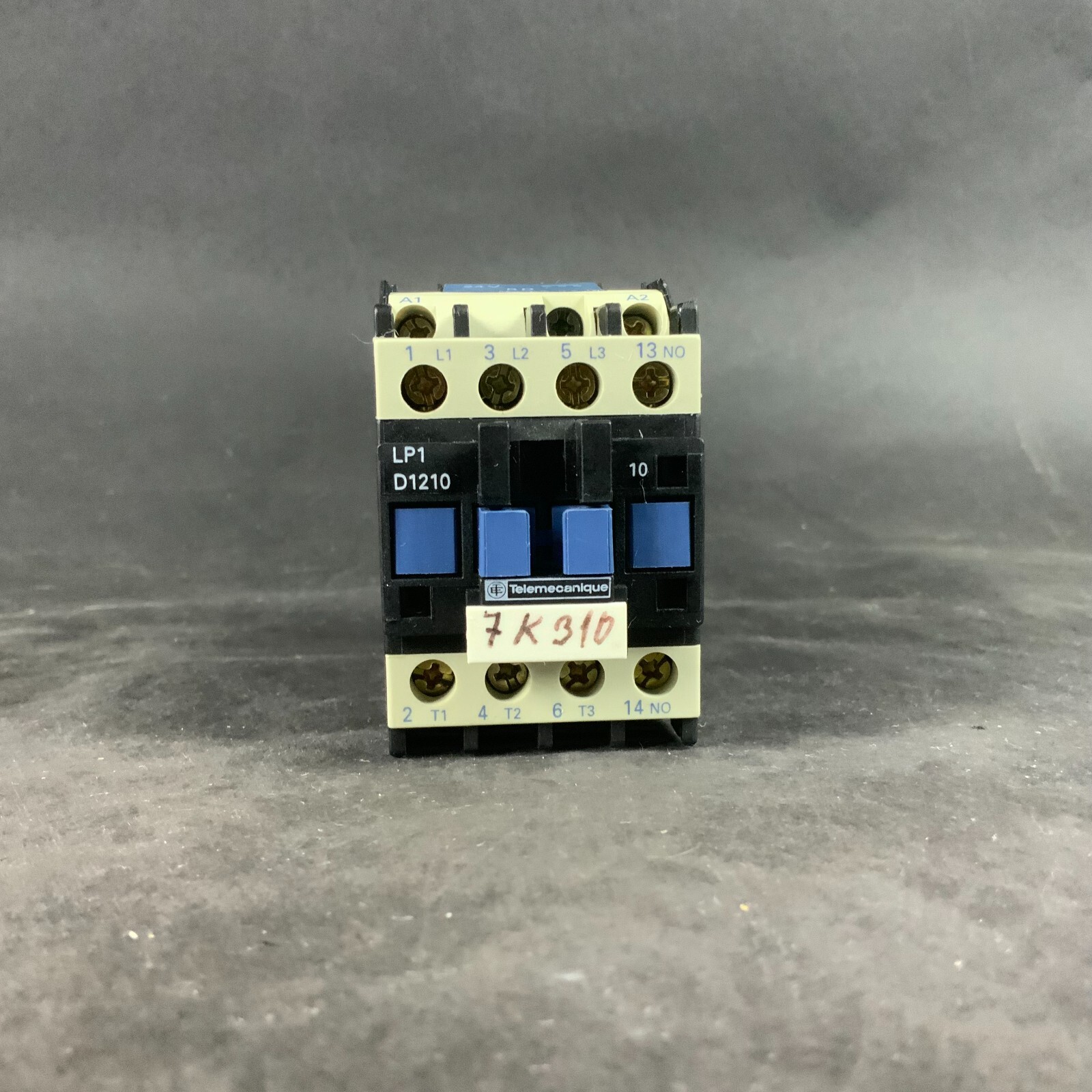 Used TELEMECANIQUE LP1-D1210-BD CONTACTOR ($20 OBO)