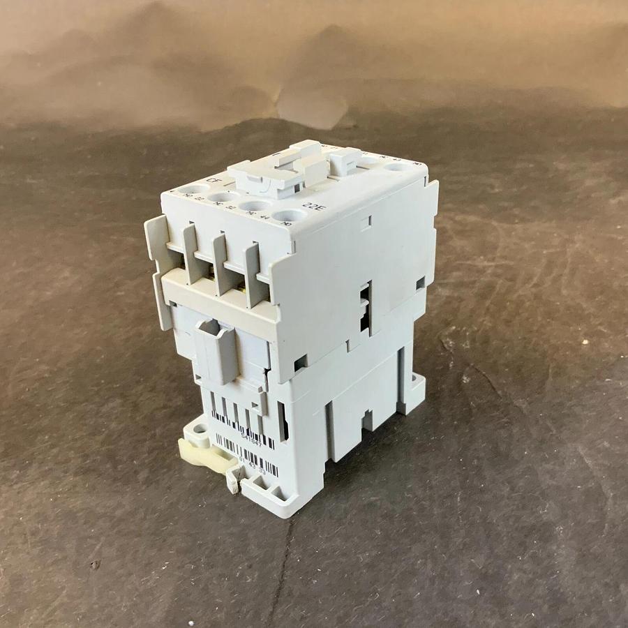 Used ALLEN BRADLEY 700-CF220A CONTROL RELAY ($10 OBO)