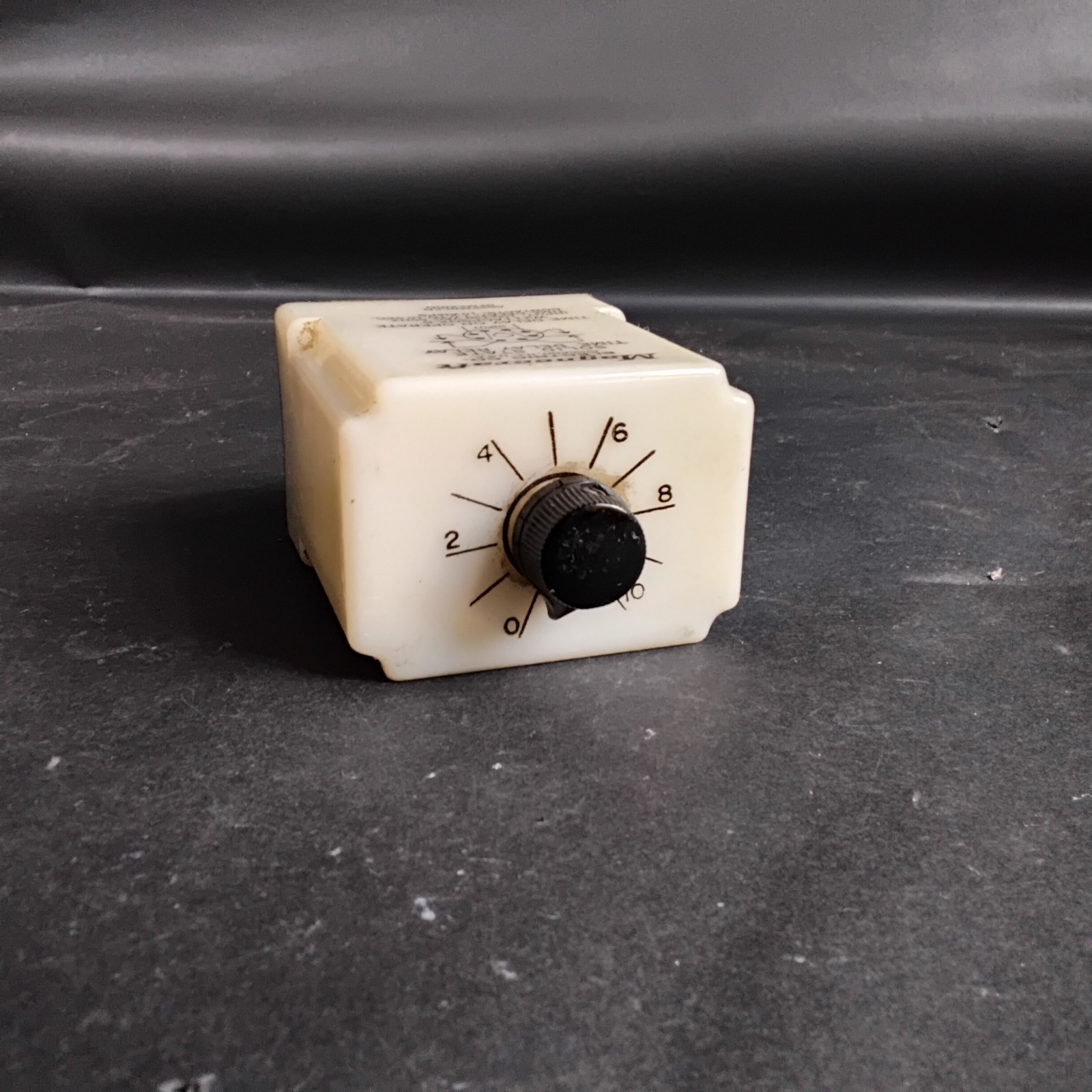 Used MAGNECRAFT W211ACPS0X-5 TIME DELAY ($20 OBO)